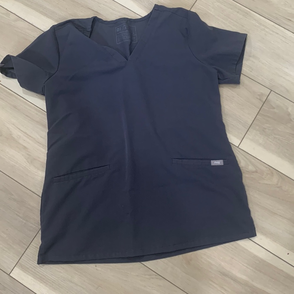 FIGS! gently used charcoal gray scrub top